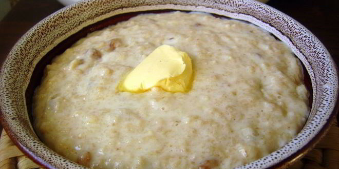 Рецепт молочной овсяной каши с изюмом