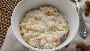 Рецепт Овсяной каши на молоке с тыквой и изюмом