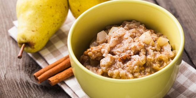 Рецепт овсяной каши с корицей и ломтиками груши