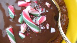 Рецепт Овсяной каши с шоколадным пудингом и мятной карамелью