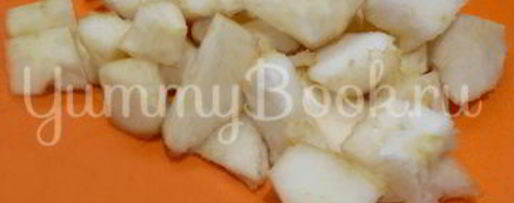 Шаг 1: овсяной каши с яблоками, грецкими орехами и клубникой