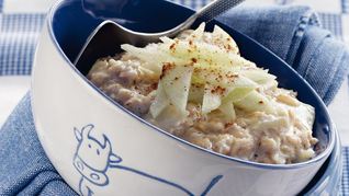 Рецепт Овсяной каши с яблоками и корицей