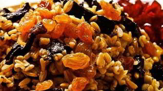Рецепт Овсянки с черносливом и изюмом