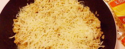 Шаг 7: пикантной овсянки с беконом и сыром