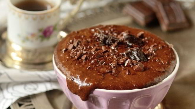 Рецепт Шоколадной овсяной каши с черносливом