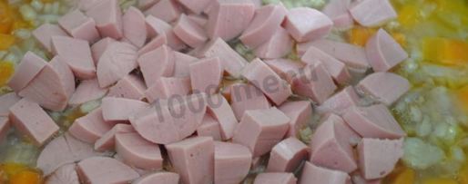 Шаг 5: перловой каши с сосисками и овощами в мультиварке