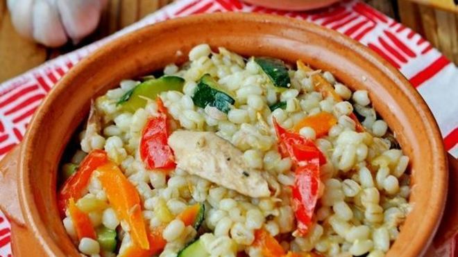 Рецепт Перловой каши с тунцом и овощами
