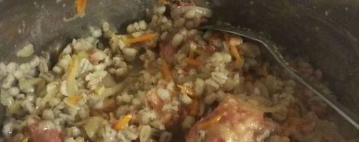 Шаг 3: перловой каши с тушеной говядиной и конкассе из томатов