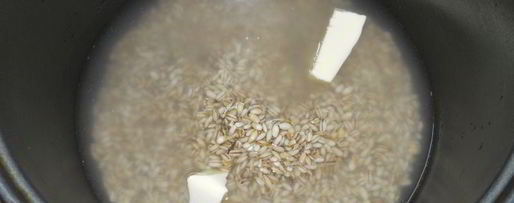 Шаг 1: перловой каши со сливочным маслом в мультиварке