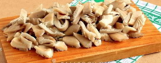 Шаг 4: перловки с грибами и луком