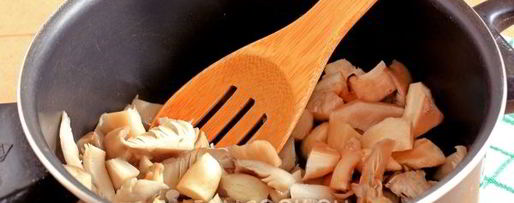 Шаг 7: перловки с грибами и луком