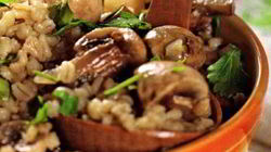 Рецепт Перловки с грибами в горшочке