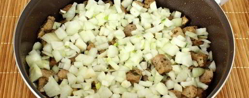 Шаг 5: перловки с мясом в горшочке в духовке