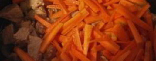 Шаг 1: пшеничной каши с соевым мясом и овощами