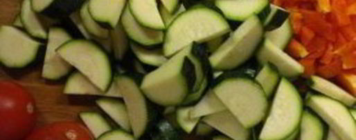 Шаг 2: пшеничной каши с соевым мясом и овощами