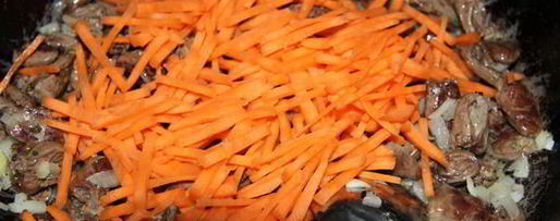 Шаг 5: пшенной каши с куриными сердечками