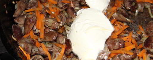 Шаг 6: пшенной каши с куриными сердечками