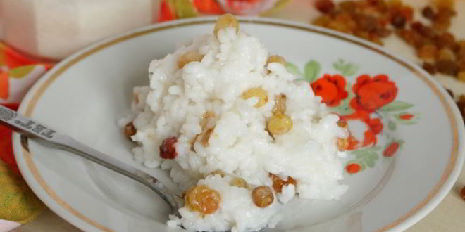 Рецепт рисовой каши на воде с изюмом