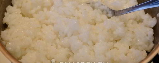 Шаг 8: рисовой каши на воде с изюмом