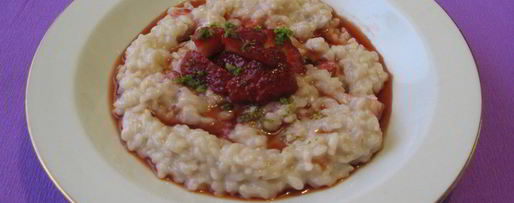 Шаг 5: рисовой каши с клубникой и кокосовым молоком