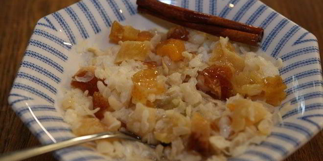 Рецепт рисовой каши с корицей, медом и сухофруктами