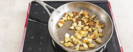 Шаг 1: рисовой каши с ванилью и яблоками