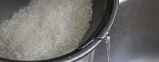 Шаг 2: рисовой каши в мультиварке