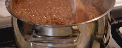 Шаг 5: шоколадной рисовой каши с изюмом и орехами