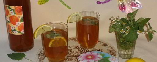 Шаг 6: холодного зеленого чая с ромашкой и мелиссой