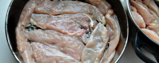 Шаг 4: куриных грудок, запеченных с грибами роза чайная