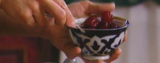 Шаг 2: вишневого чая с медом, апельсиновой цедрой и пряностями