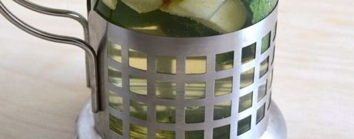 Шаг 4: зеленого чая с яблоком, мятой и ромашкой