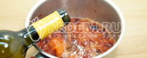 Шаг 3: глинтвейна из белого вина с апельсином и клюквой