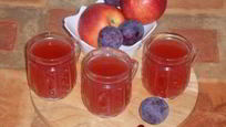 Рецепт Киселя с яблоками, сливами и брусникой