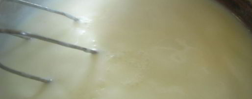 Шаг 3: молочного киселя с клубничным конфитюром