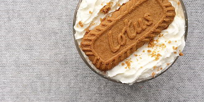 Рецепт кофе латте с пряничной пастой biscoff