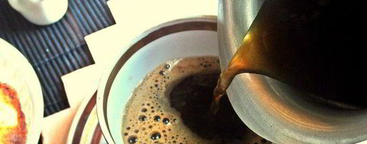 Шаг 5: пикантного кофе с чесноком