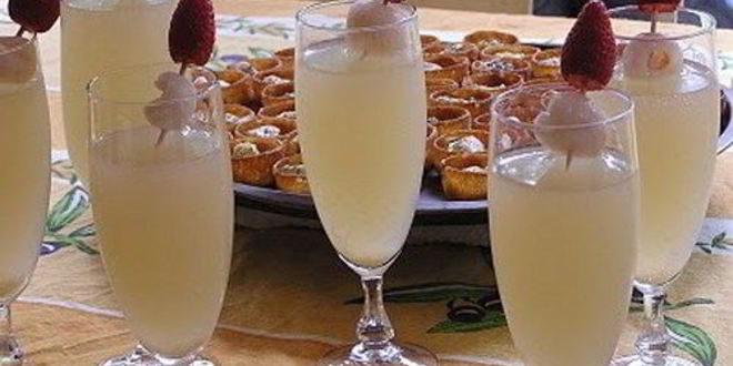 Рецепт коктейля с водкой, шампанским и имбирем