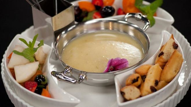 Рецепт Фондю из шоколада с лаймом и джином