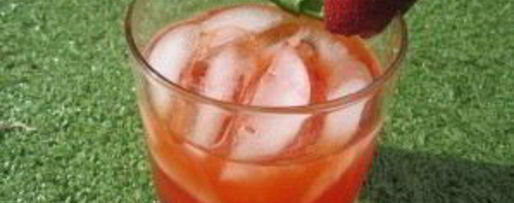 Шаг 3: клубничного коктейля с базиликом