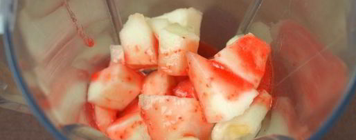 Шаг 1: дынно-клубничного коктейль