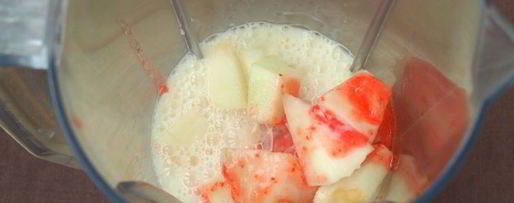 Шаг 2: дынно-клубничного коктейль