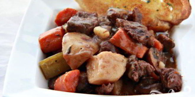 Рецепт говядины с вином и овощами