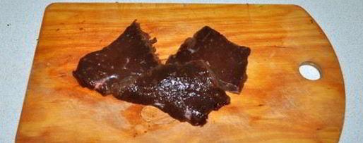 Шаг 4: говяжьей печени с вином и луком