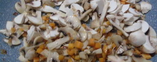 Шаг 1: грибного соте с вином и горгонзолой