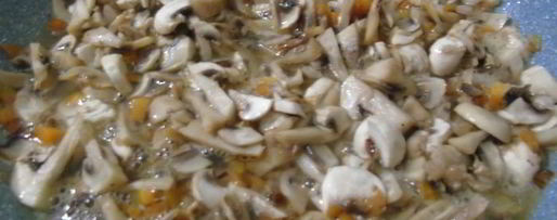 Шаг 2: грибного соте с вином и горгонзолой