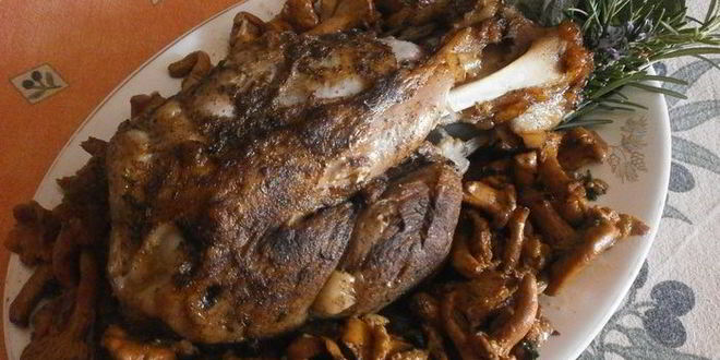 Рецепт свиной рульки с вином марсала