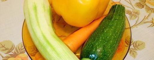 Шаг 1: запеченной в кармашках форель с вином и овощами