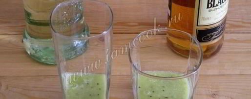 Шаг 2: коктейля из киви и винограда