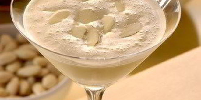 Рецепт яичного коктейля с виски